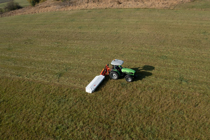 DEUTZ-FAHR_4E_4070_Stage V_Field_DJI_0013_preview.jpg_3_11zon