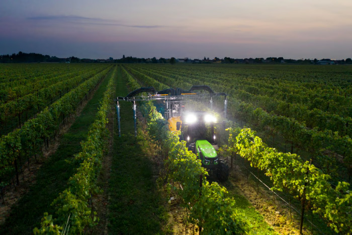 deutz-fahr-5-df-ds-dv-ttv_4.jpg_2_11zon